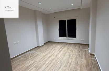 Apartment - 3 Bedrooms - 3 Bathrooms for rent in Mostashareen - North Investors Area - New Cairo City - Cairo