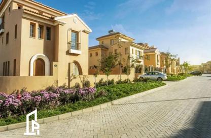 Villa - 5 Bedrooms - 4 Bathrooms for sale in Garden Residence - Hyde Park - New Cairo City - Cairo