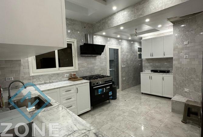 72450035 - Property Image 2