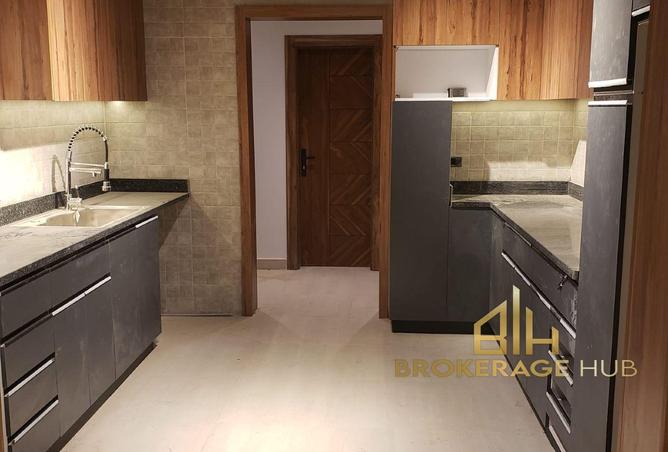 72171604 - Property Image 3