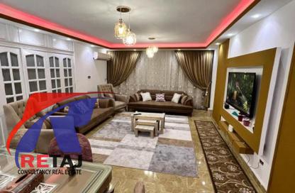 Apartment - 3 Bedrooms - 1 Bathroom for rent in Rabaa Buildings St. - Ard El Golf - Heliopolis - Masr El Gedida - Cairo