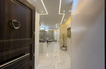 شقة - 2 غرف نوم - 2 حمامات للبيع في شارع لبنان - المهندسين - الجيزة