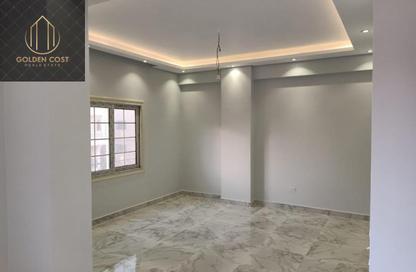 Apartment - 3 - 2 for rent in South Lotus - El Lotus - New Cairo City - Cairo