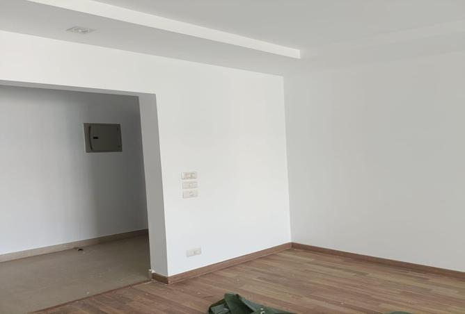 63881367 - صورة العقار 3