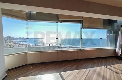 Office Space - Studio - 4 Bathrooms for rent in Al Geish Road - Camp Chezar - Hay Wasat - Alexandria