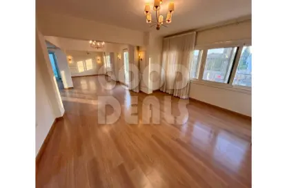 Apartment - 4 Bedrooms - 3 Bathrooms for sale in Degla Square - Degla - Hay El Maadi - Cairo