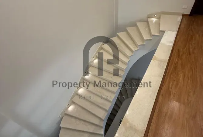 120352989 - Property Image 2