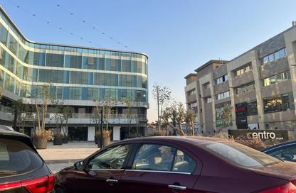 Shop - Studio - 2 Bathrooms for sale in Centro Zayed - Sheikh Zayed Compounds - Sheikh Zayed City - Giza