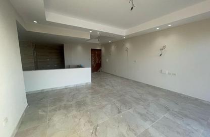 Apartment - 3 Bedrooms - 3 Bathrooms for sale in El Patio Oro - 5th Settlement Compounds - The 5th Settlement - New Cairo City - Cairo