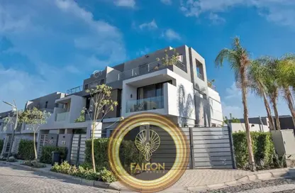 فيلا - 4 غرف نوم - 5 حمامات للبيع في الباتيو 7 - كمبوندات التجمع الخامس - التجمع الخامس - مدينة القاهرة الجديدة - القاهرة