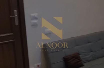 Apartment - 2 Bedrooms - 1 Bathroom for rent in The Gate Plaza Mall - 10th District - Sheikh Zayed City - Giza