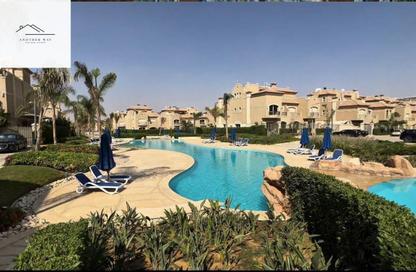 Apartment - 2 Bedrooms - 2 Bathrooms for sale in El Patio Oro - 5th Settlement Compounds - The 5th Settlement - New Cairo City - Cairo