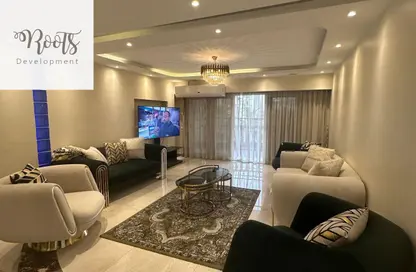 شقة - 3 غرف نوم - 3 حمامات للايجار في شارع النيل - الدقي - الجيزة