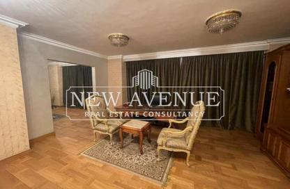 Office Space - 4 Bedrooms - 2 Bathrooms for sale in Baghdad St. - El Korba - Heliopolis - Masr El Gedida - Cairo