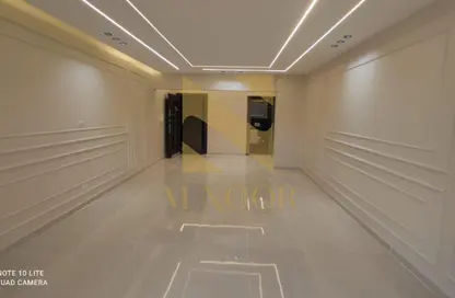 Apartment - 3 Bedrooms - 3 Bathrooms for sale in Al Khamayel city - Sheikh Zayed Compounds - Sheikh Zayed City - Giza