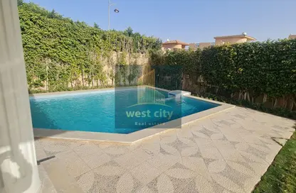 Villa - 5 Bedrooms - 5 Bathrooms for sale in Royal City - Sheikh Zayed Compounds - Sheikh Zayed City - Giza