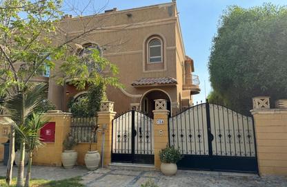 منزل مزدوج - 4 غرف نوم - 4 حمامات للبيع في ويست جايت - كمبوندات 6 أكتوبر - مدينة 6 أكتوبر - الجيزة