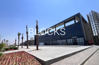 Shop - Studio - 2 Bathrooms for rent in Sun October Gardens - Hadayek October - 6 October City - Giza