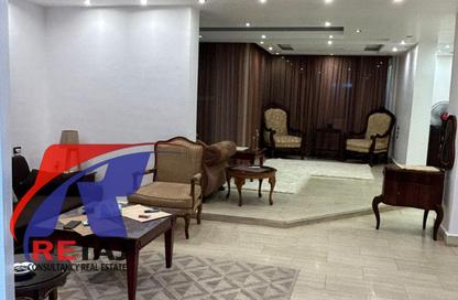 Apartment - 3 Bedrooms - 2 Bathrooms for rent in Ezz Al Din Taha St. - 1st Zone - Nasr City - Cairo