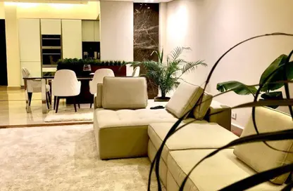 شقة - 2 غرف نوم - 2 حمامات للايجار في كمبوند فيلدج جاردن القطامية - كمبوندات التجمع الخامس - التجمع الخامس - مدينة القاهرة الجديدة - القاهرة