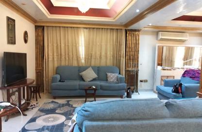 Apartment - 3 Bedrooms - 3 Bathrooms for sale in Abou Dawoud Al Zahery St. - 6th Zone - Nasr City - Cairo
