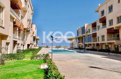 شاليه - 2 - 2 للبيع في دايركشن وايت - راس الحكمة - الساحل الشمالي