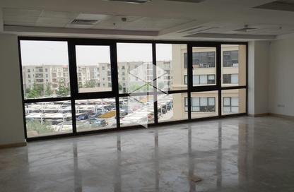 مساحات مكتبية - استوديو - 1 حمام للبيع في بارك ستريت - الطريق الدائري - التجمع الخامس - مدينة القاهرة الجديدة - القاهرة