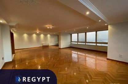 Office Space - 5 Bedrooms - 3 Bathrooms for rent in Misr Helwan Agriculture Road - Maadi - Hay El Maadi - Cairo