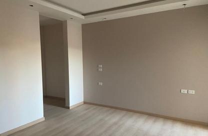 Apartment - 3 Bedrooms - 2 Bathrooms for rent in The Address East - 90 Street - The 5th Settlement - New Cairo City - Cairo