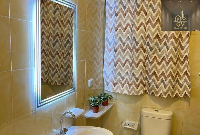 100930354 - Property Image 3