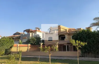 فيلا - 4 غرف نوم - 5 حمامات للبيع في الشروق سبرنجز - كمبوندات الشروق - مدينة الشروق - القاهرة