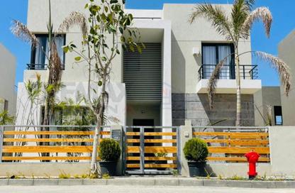 Villa - 7 Bedrooms - 7+ Bathrooms for sale in Palm Hills - Alexandria Compounds - Alexandria