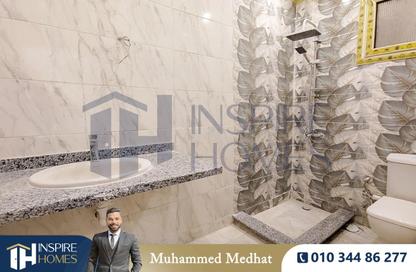 Office Space - 2 Bedrooms - 1 Bathroom for rent in Camp Chezar - Hay Wasat - Alexandria