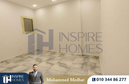 Office Space - 2 Bedrooms - 1 Bathroom for rent in Camp Chezar - Hay Wasat - Alexandria