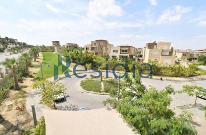 تاون هاوس - 4 - 5 للبيع في جولف فيوز - طريق مصر اسكندرية الصحراوي - مدينة 6 أكتوبر - الجيزة