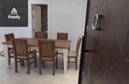 شقة - 2 غرف نوم - 2 حمامات للايجار في جاليريا  مون فالى - المستثمرين الجنوبية - مدينة القاهرة الجديدة - القاهرة