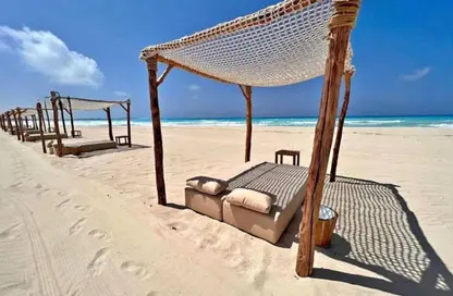 شاليه - 2 غرف نوم - 2 حمامات للبيع في هاسيندا حنيش - قسم مرسي مطروح - الساحل الشمالي