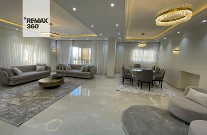 Apartment - 3 Bedrooms - 3 Bathrooms for sale in Area B - Ganoob El Acadimia - New Cairo City - Cairo