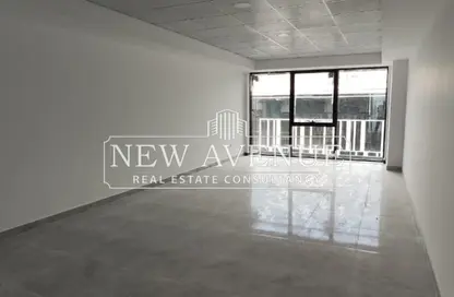 مساحات مكتبية - 2 غرف نوم - 1 حمام للايجار في تريفيوم سكوير - شارع التسعين الشمالي - التجمع الخامس - مدينة القاهرة الجديدة - القاهرة