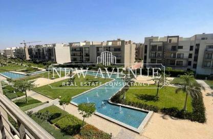 Apartment - 3 Bedrooms - 2 Bathrooms for sale in Moon Residences - Fifth Square - The 5th Settlement - New Cairo City - Cairo