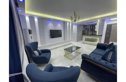 Apartment - 2 Bedrooms - 1 Bathroom for rent in El Rehab Extension - Al Rehab - New Cairo City - Cairo