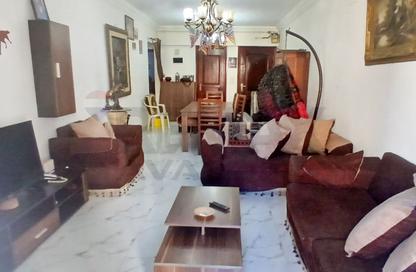 شقة - 3 غرف نوم - 2 حمامات للبيع في شارع جمال عبد الناصر - المندرة - حي ثان المنتزة - الاسكندرية