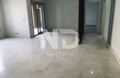 Apartment - 2 Bedrooms - 2 Bathrooms for sale in Palm Hills Village Gate - South Investors Area - New Cairo City - Cairo
