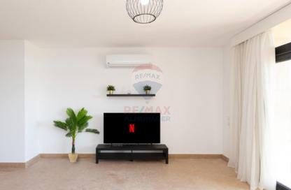 Chalet - 3 Bedrooms - 3 Bathrooms for rent in Swan Lake North Coast - Qesm Ad Dabaah - North Coast Chalet - 3 Bedrooms - 3 Bathrooms for rent in Swan Lake North Coast - Qesm Ad Dabaah - North Coast