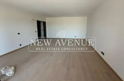 Apartment - 3 Bedrooms - 3 Bathrooms for sale in Swan Lake Residence - 5th Settlement Compounds - The 5th Settlement - New Cairo City - Cairo