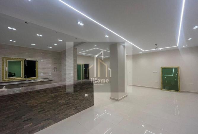 84785392 - Property Image 3