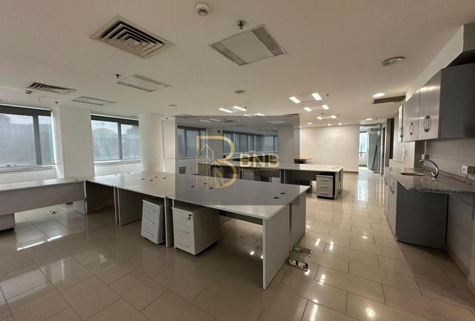 82106031 - Property Image 3