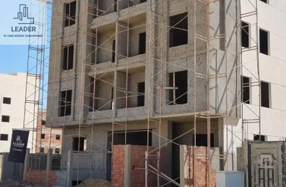 Apartment - 3 Bedrooms - 3 Bathrooms for sale in Bait Alwatan - The 5th Settlement - New Cairo City - Cairo