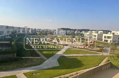 فيلا - 4 غرف نوم - 4 حمامات للبيع في كمبوند البروج - كمبوندات الشروق - مدينة الشروق - القاهرة