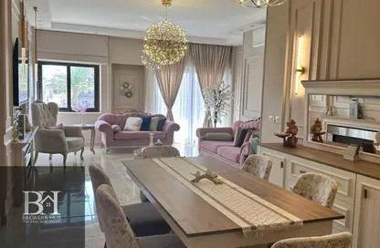 شقة - 3 غرف نوم - 2 حمامات للبيع في فيفث سكوير - التجمع الخامس - مدينة القاهرة الجديدة - القاهرة